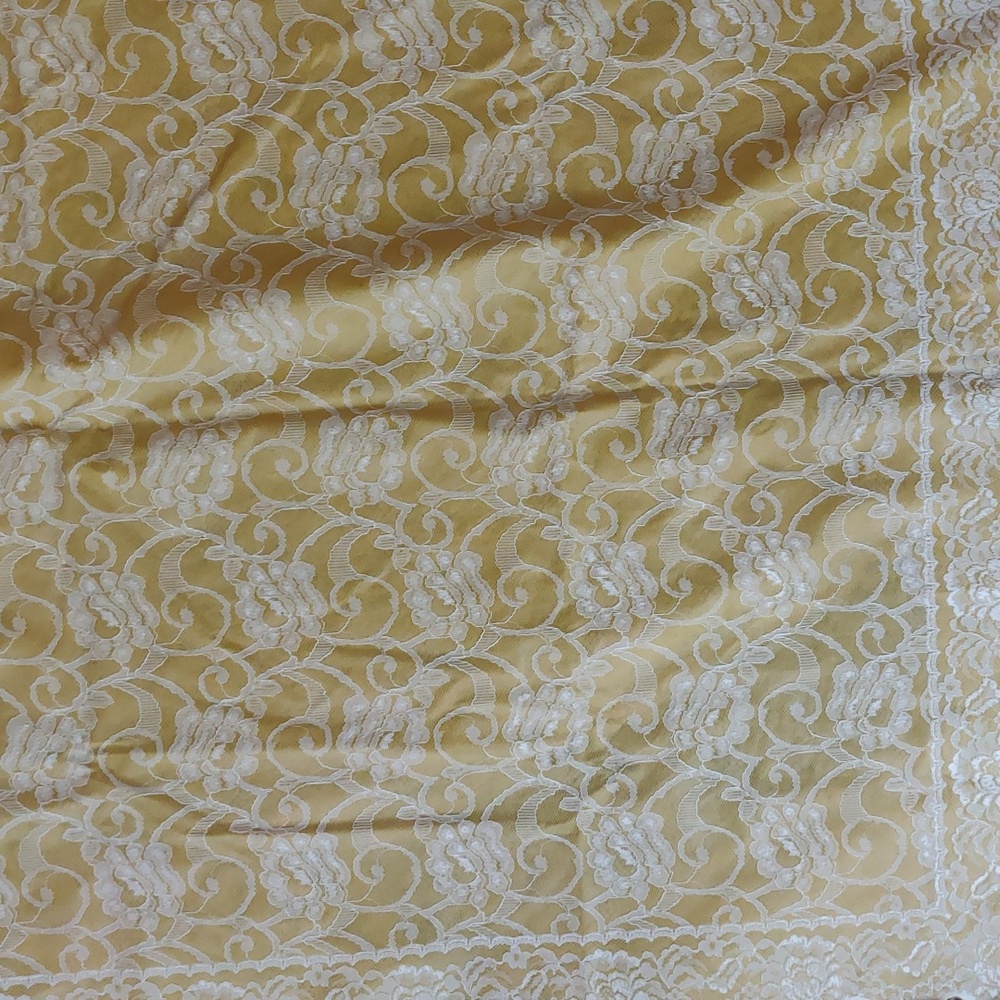 1960Vintage vinyl table cover